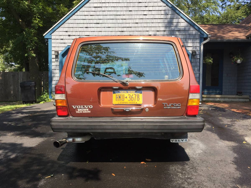 Illustration for article titled For $4,500, Will This Jalop’s 1984 Volvo 245 GL Turbo Pass Muster?